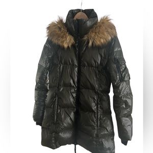 EUC. S13 Glossy Down Jacket with removable hood. Green. Size Small.